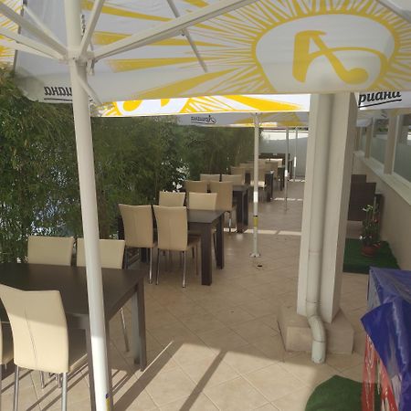 Хотел Андре Hotel Черноморец Екстериор снимка