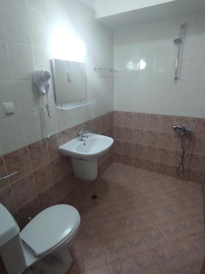 Хотел Андре Hotel Черноморец Екстериор снимка